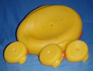 Family Ducks Momma Yellow Bottom